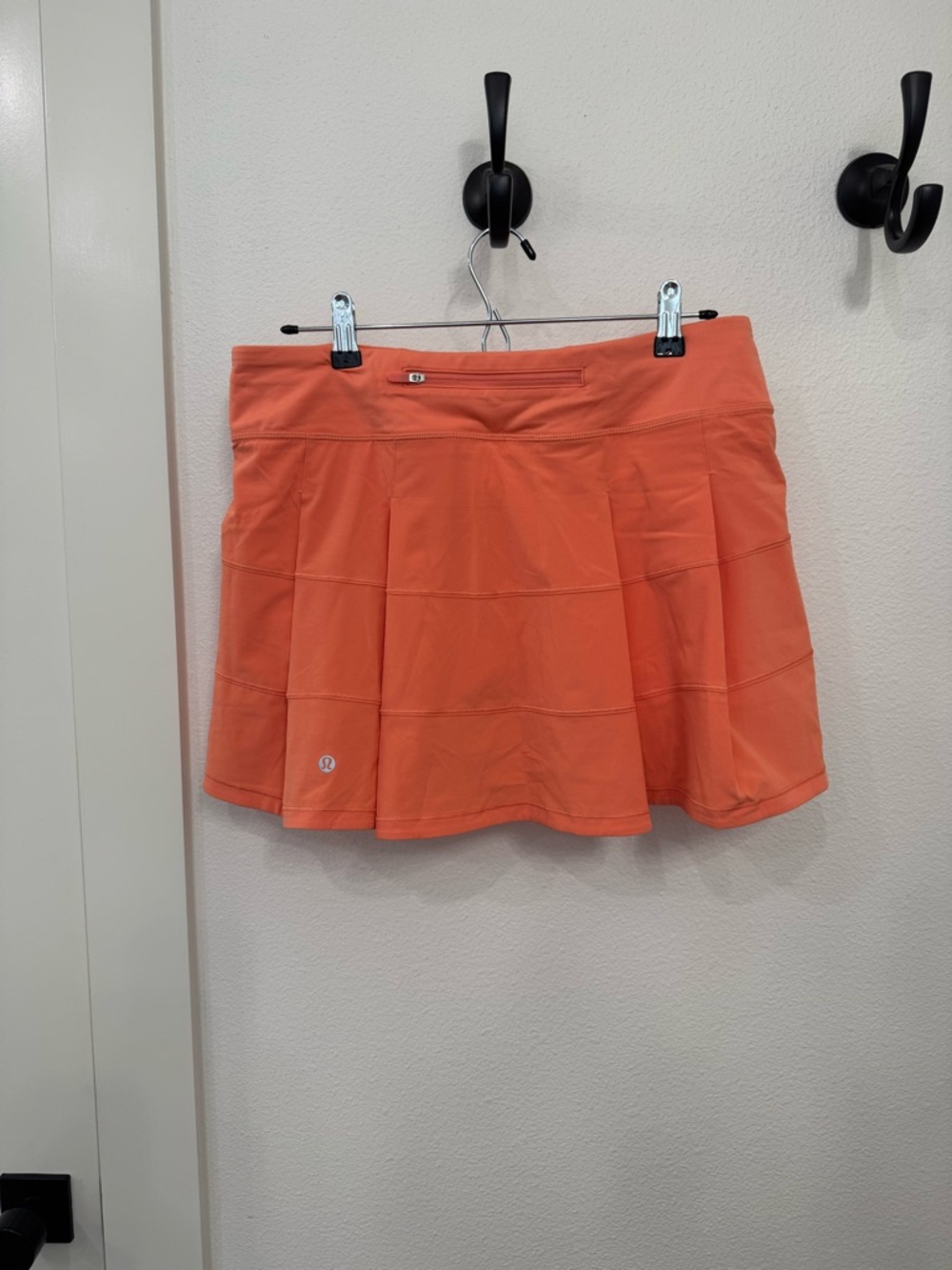Lululemon Rival Skirt - Picture 2 of 4